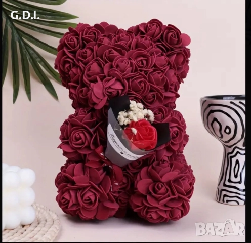 Мече от рози