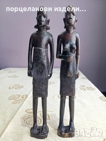 Абаносови стари африкански фигури 