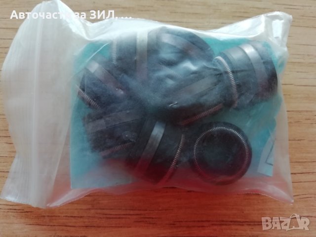 Комплект гумички за клапаните Камаз, снимка 1 - Части - 44303474