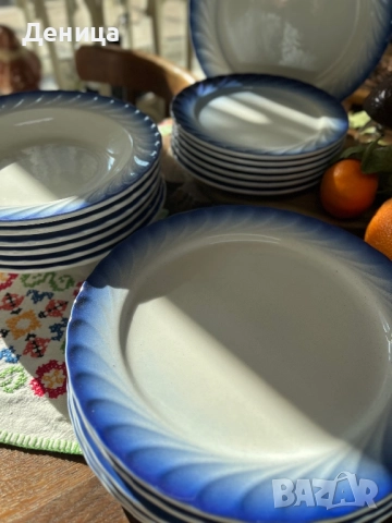 Керамичен комплект за хранене Италия, преливащ син кант и вълнист релеф 6 основни-25 см, 6 супени-23, снимка 5 - Чинии - 52658057