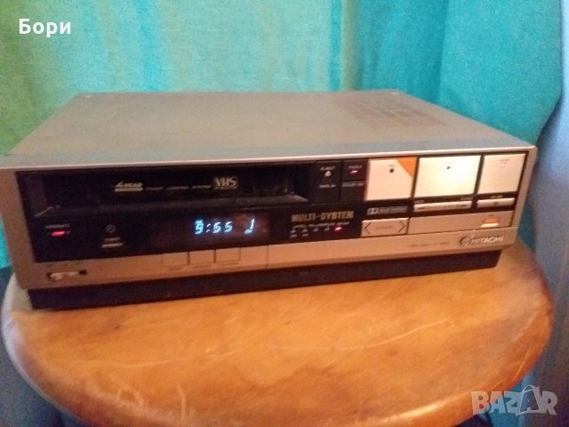 HITACHI VT 37 EM  VHS Записващо видео, снимка 1 - Плейъри, домашно кино, прожектори - 31724036