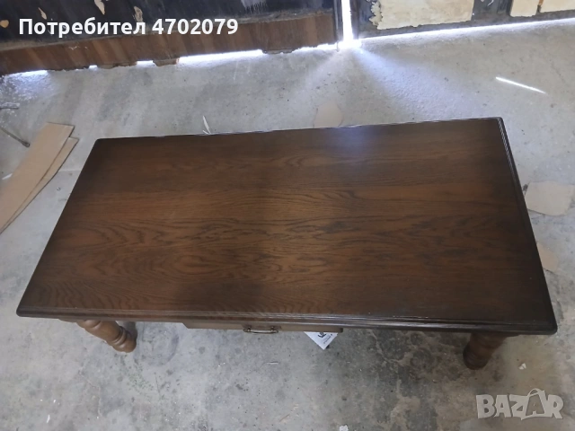 Старинна маса