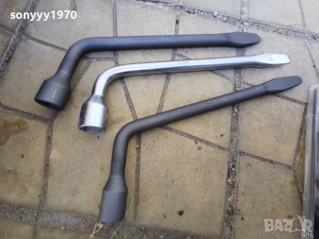 КЛЮЧ ЗА ГУМИ 17 19 21ММ 2203261717