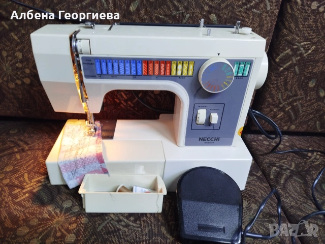 Метална шевна машина NECCHI 559, снимка 11 - Шевни машини - 54154639