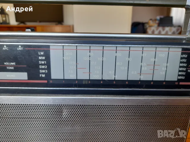 Старо радио,радиоприемник ВЕФ,VEF 221 #2, снимка 2 - Антикварни и старинни предмети - 49842302