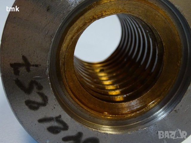 Гайка за винт ф43/ф104/ф85 mm, снимка 6 - Резервни части за машини - 42888530