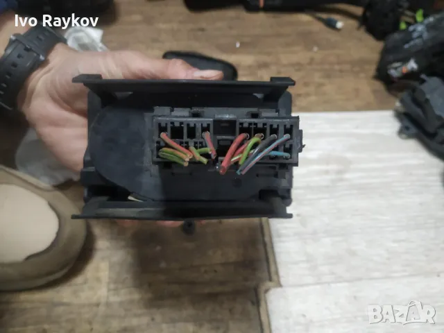 Бутони фарове за Ford Mondeo Mk III , 1S7T13A024AB , снимка 3 - Части - 49607030