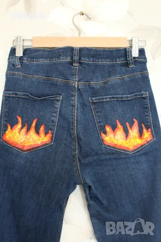 Ръчно рисувани дънки, снимка 2 - Дънки - 47652314