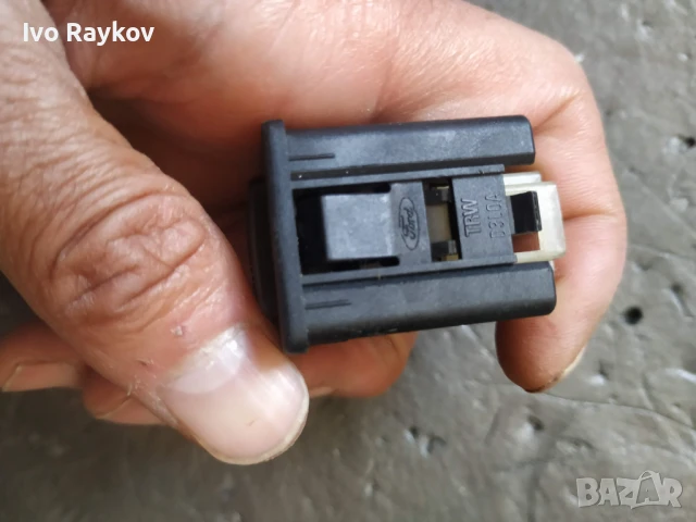 Бутон осветление табло за Ford Maverick 2.0 , 2003, снимка 3 - Части - 51140845