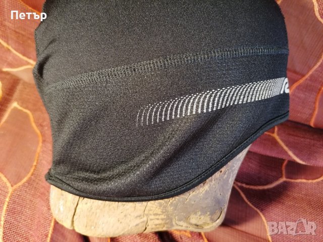 Продавам чисто ново леко еластично качествено поларено боне / шапка R , снимка 3 - Шапки - 44416396