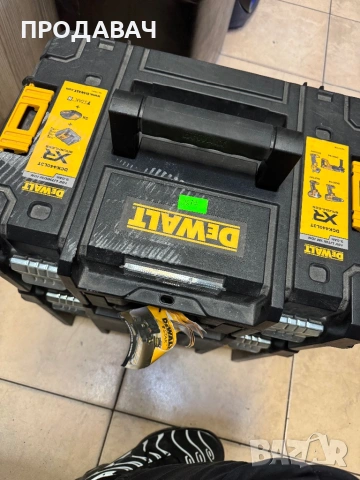 Dewalt DCK440L3T, снимка 2 - Винтоверти - 53281913