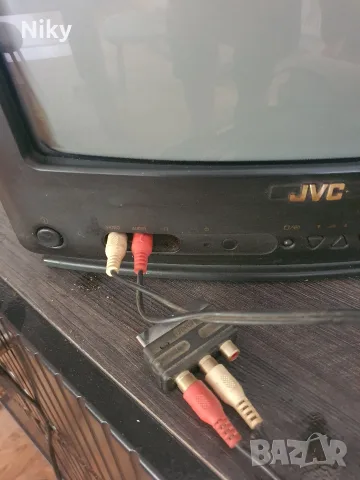 Телевизор JVC 14 инча , снимка 2 - Телевизори - 55970011