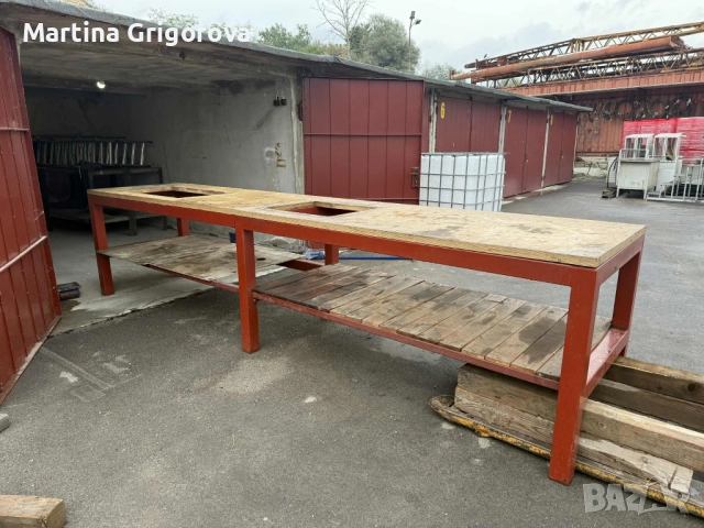 Работна маса масивна с допълнителни екстри, снимка 2 - Маси - 51540837