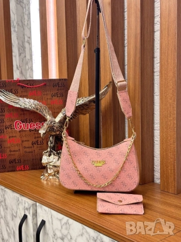 чанти guess , снимка 5 - Чанти - 51436860