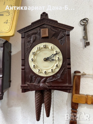 Ретро метален настолен часовник – Профилактиран, почистен и работещ