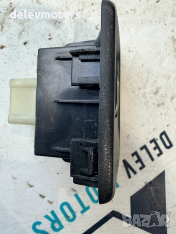 Копче за ел. стъкла от Dacia Dokker 1.6i, 109 ph., 5sp., 15 000 km, 2021, euro 6D, engine H4M740, снимка 3 - Части - 52979623