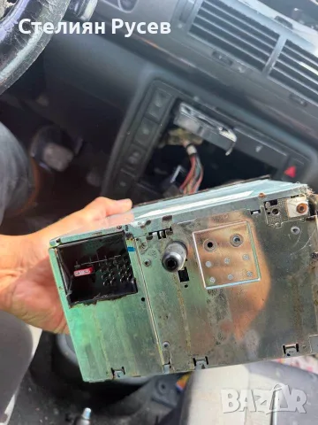 cd multimedia rcd 200   за VW Sharan facelift 2007г - цена 40 евро става и за polo -не иска код , тр, снимка 4 - Аксесоари и консумативи - 56165563