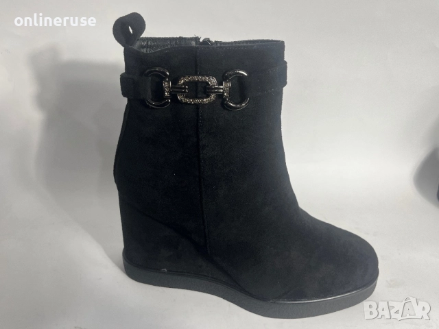 Дамски боти на платформа, снимка 3 - Дамски боти - 52239512