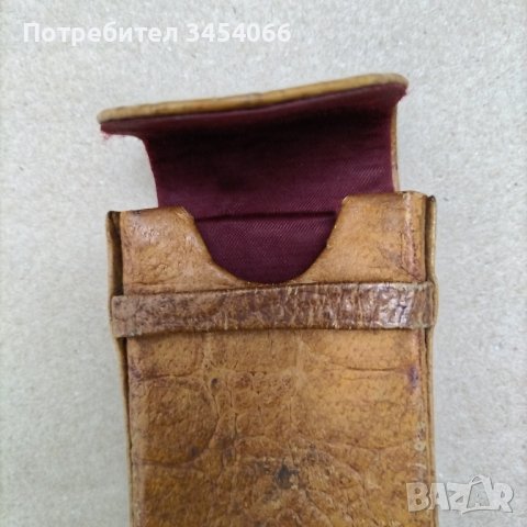 Кожена кутия за цигари. , снимка 2 - Антикварни и старинни предмети - 44750242