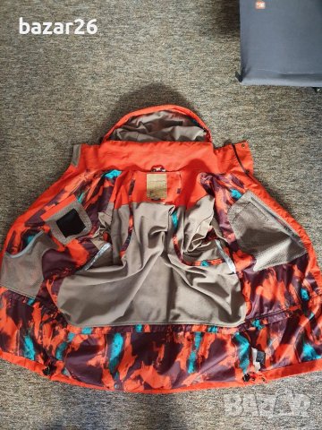 Dynastar size M яке за ски и сноуборд ski snowboard , снимка 2 - Зимни спортове - 38359342