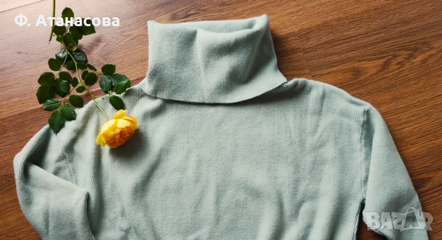 Прекрасен италиански пуловер, вискоза, размер М-Л, перфектен, снимка 3 - Блузи с дълъг ръкав и пуловери - 51881645