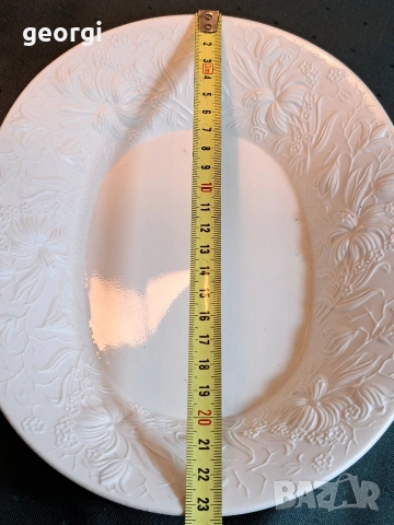 елипсовидно релефно порцеланово плато Kaiser M.Frey 34/4, снимка 5 - Аксесоари за кухня - 53988367