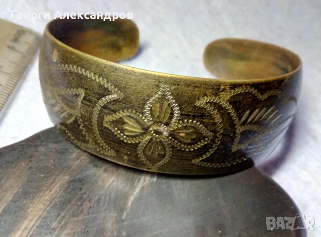 Старинна Ръчно с Калем Флорално Орнаментирана МЕДНА ГРИВНА