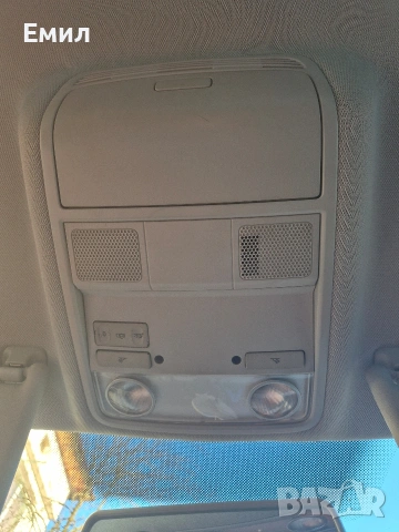 Търся преден плафон за Пасат б6 седан 2008г