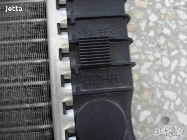 Воден радиатор за мерцедес спринтер, снимка 2 - Части - 29993563