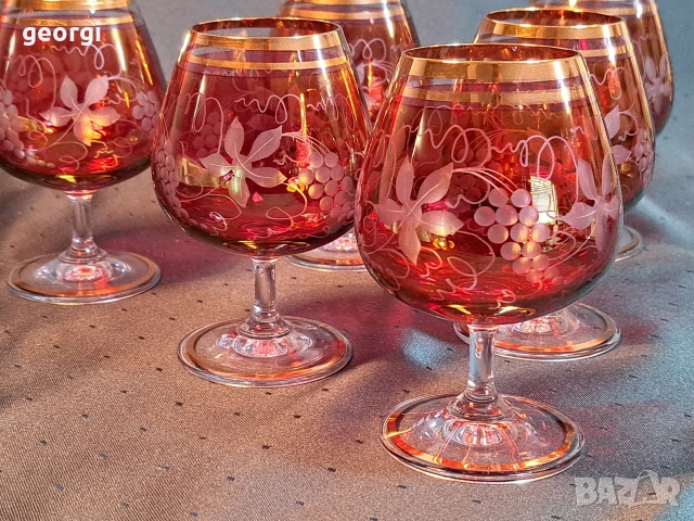кристални чаши за вино Bohemia рубинен кристал с позлата 35/1, снимка 2 - Чаши - 54176679