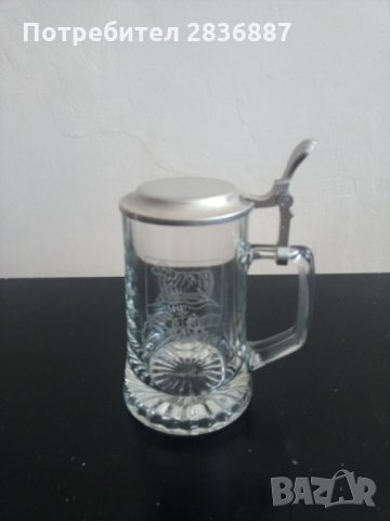 Гравирана стъклена халба за бира с калаен капак, снимка 2 - Антикварни и старинни предмети - 35437990