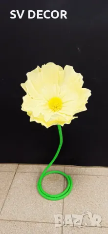 Цветя от Креп хартия и Органза / Цена за брой, снимка 9 - Декорация за дома - 49634156