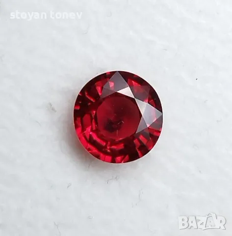 Наситено червен рубин с кръгла форма и тегло 0.82кт! VS чистота! Сертификат!, снимка 11 - Колиета, медальони, синджири - 47273522