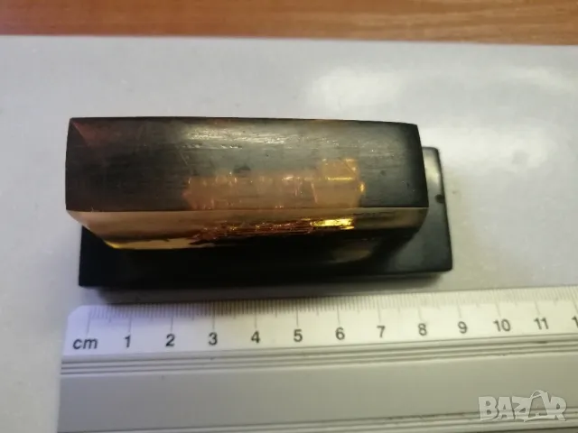 Ретро сувенир от епоксидна смола, снимка 3 - Други ценни предмети - 47924281