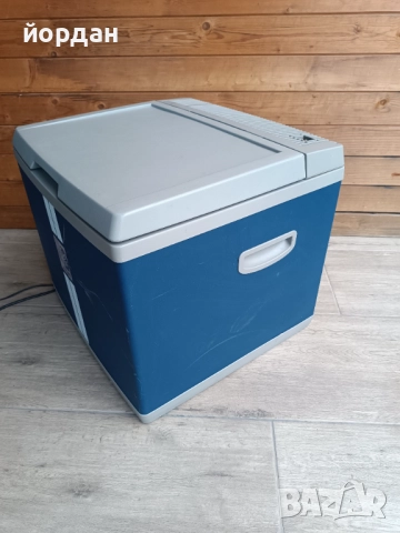 Хладилник 12 и 220волта Mobicool, снимка 4 - Хладилни чанти - 51912326