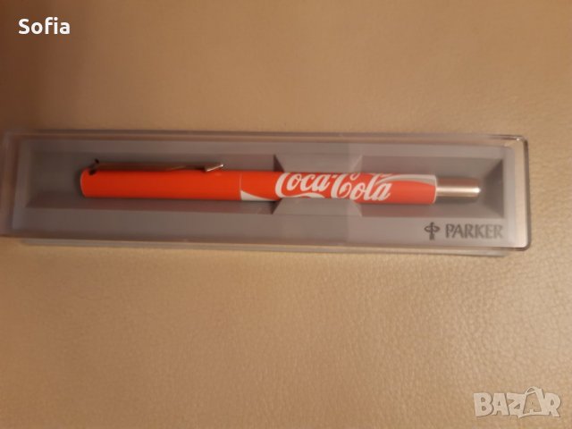 Кока Кола Колекции/подарък :нови аксесоари от 90-2000г значки,ключодържатели,нож и химикал Паркер