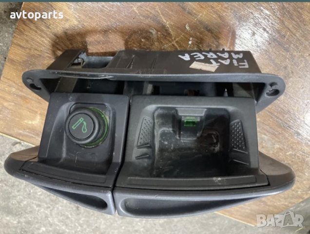 Fiat marea 1999година пепелник със запалка, снимка 2 - Части - 40454065