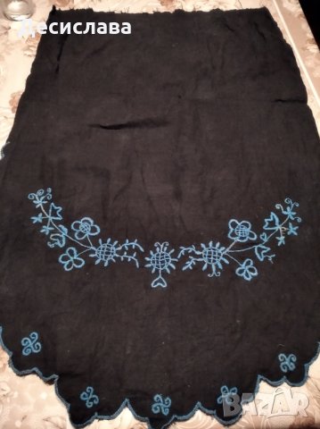 Ретро ръчно бродирана престилка, снимка 1