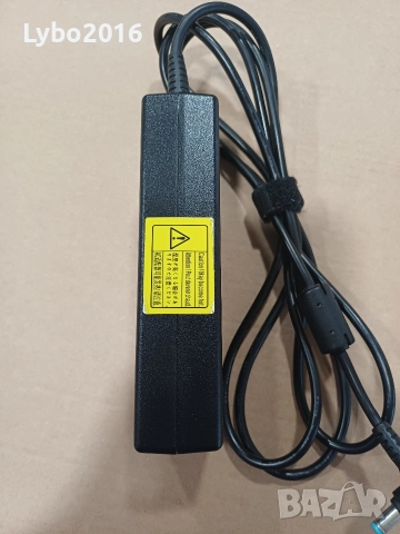 Продавам зарядно Hipro за лаптоп Acer., снимка 3 - Части за лаптопи - 52695034