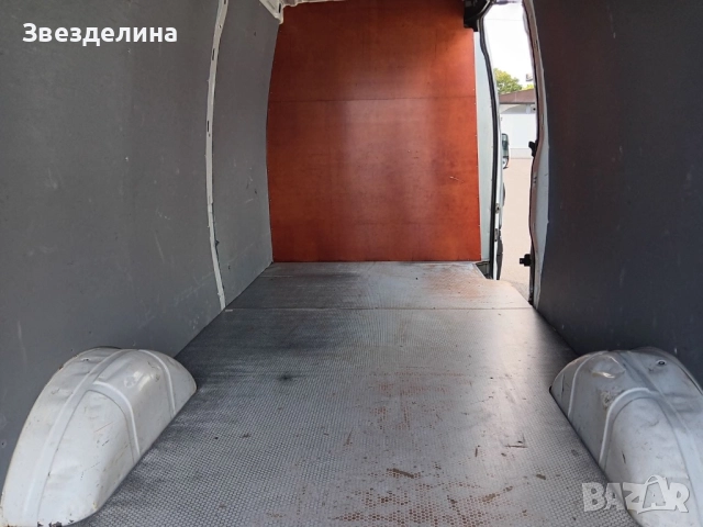 Товарен бус ПОД НАЕМ АВТОМАТИК, снимка 5 - Товарни превози - 52366421