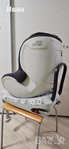 Столче за кола Britax Romer DualFix, снимка 2 - Столчета за кола и колело - 51925464