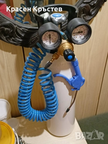 продавам кислородна бутилка , оборудвана за акваристи  , 5 литра