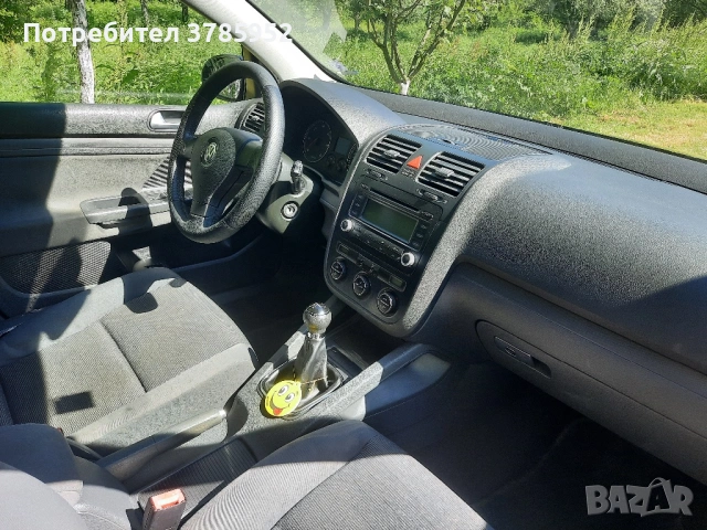 VW Golf 5 - 1.9 tdi (105 к.с.), снимка 4 - Автомобили и джипове - 54200030