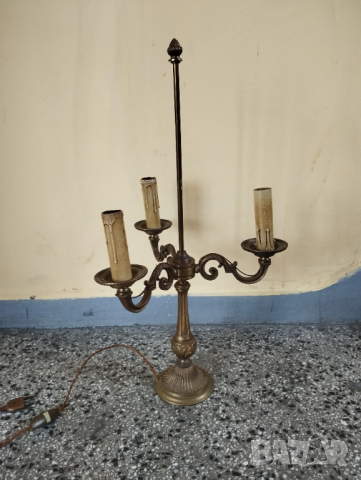 Стара настлона лампа тип свещник