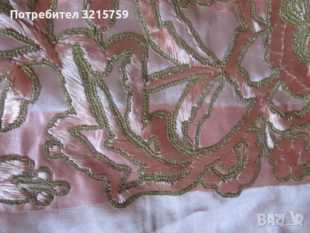 Копринена покривка , бродерия сърма и копринени конци, снимка 7 - Покривки за маси - 50303663