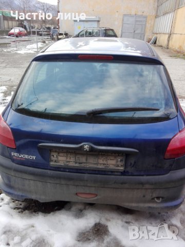 Продавам peugeot 206 бензин, снимка 2 - Автомобили и джипове - 31547846