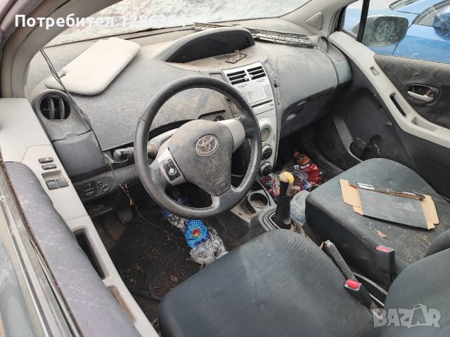 Toyota Yaris 1.4 НА ЧАСТИ , снимка 8 - Автомобили и джипове - 44297729