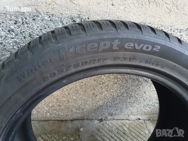 Зимни гуми Hankook - 205/50 R17, 93V, снимка 4 - Гуми и джанти - 51842389
