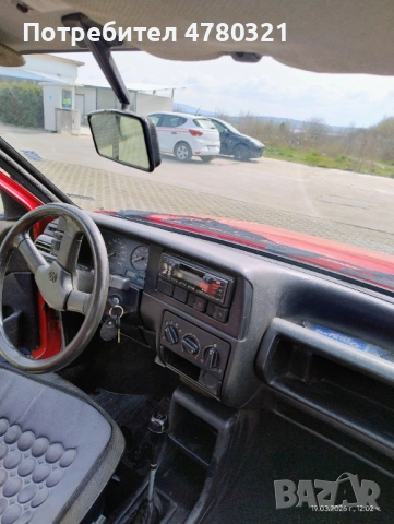 Продавам VW Поло 1.3 бензин.Продавам VW Поло 1.3 1992 бензин. Работи перфектно. Шпренгвана, Обслужен, снимка 3 - Автомобили и джипове - 54006921