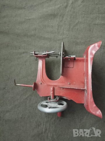 Продавам Детска шевна машина - Ламаринена играчка , снимка 2 - Образователни игри - 30710857